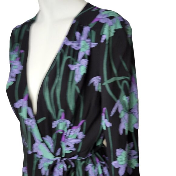 Aritzia Sunday Best Alexi Mini Wrap Dress Size 4 - Picture 9 of 9